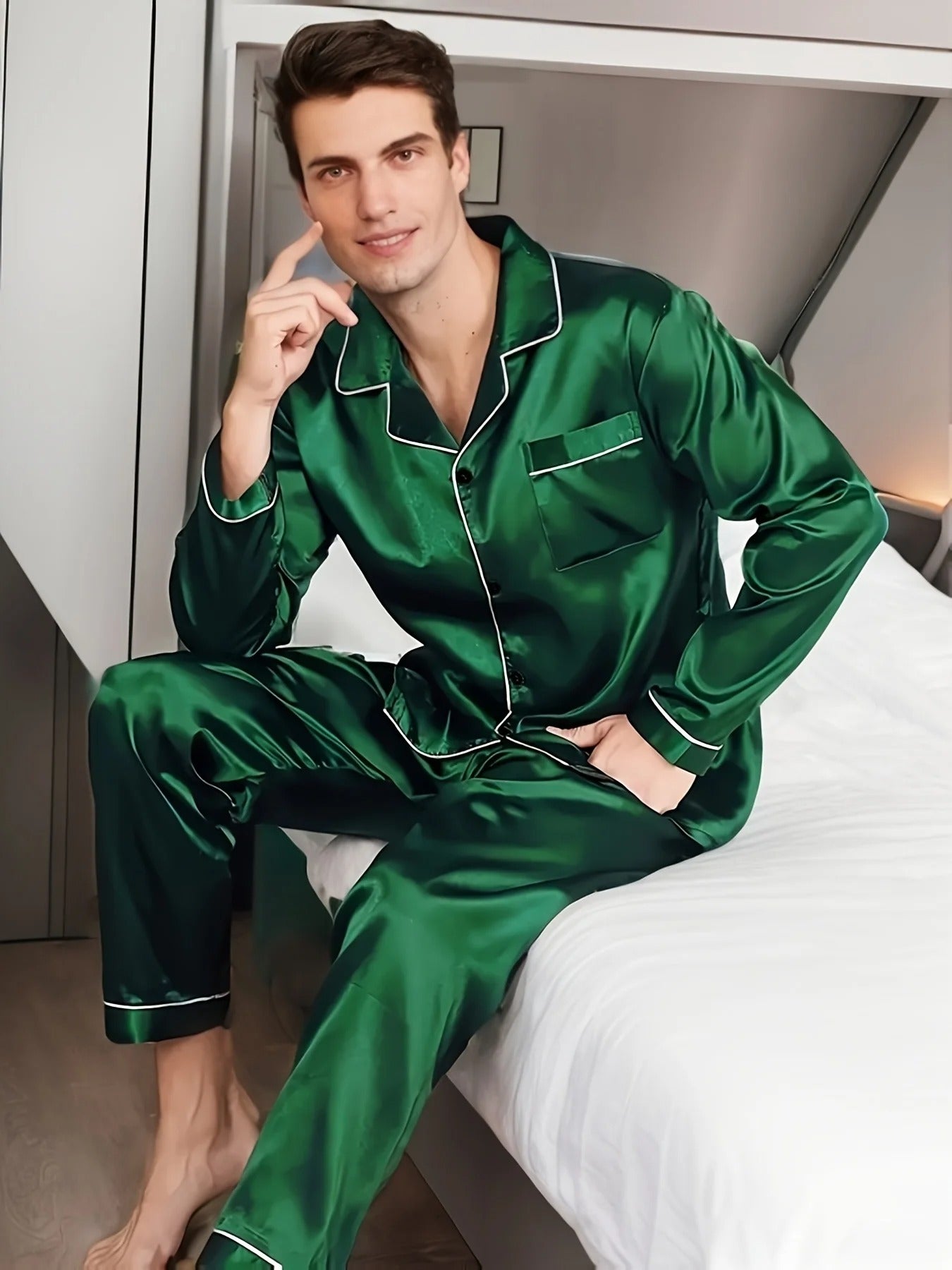 Herrenpyjamas i satin – Adrian