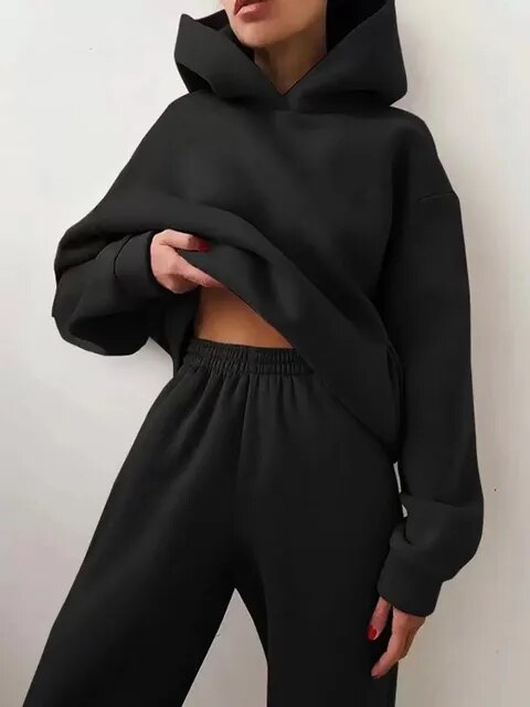 Dame hoodie og sweatpants sæt i fleece - efterårsmagi fra Marivelle
