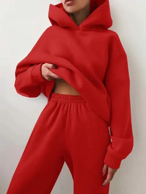Dame hoodie og sweatpants sæt i fleece - efterårsmagi fra Marivelle