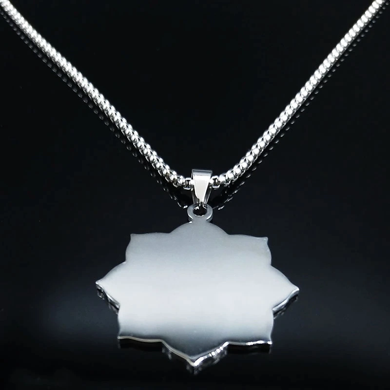Silberne Halskette mit sternförmigem Anhänger, glänzend, Schmuck für Damen, modisch.