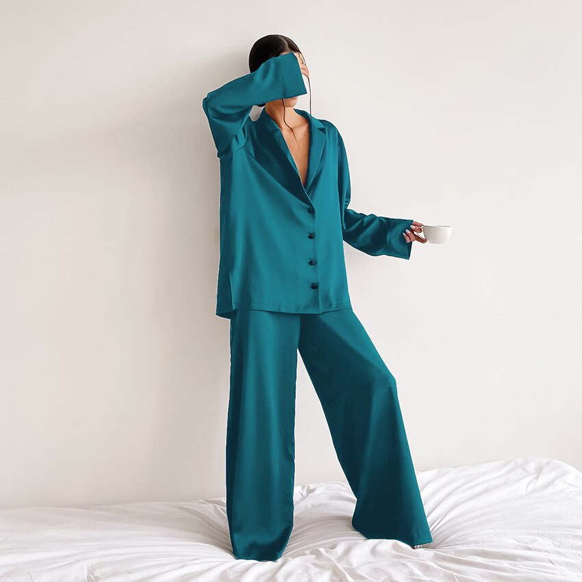 Satin-Pyjama-sæt – Isabella Efterårsfortryllelse Udgave