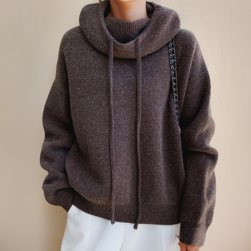 Rullekravesweater i merinould – Amira efterårsudgave