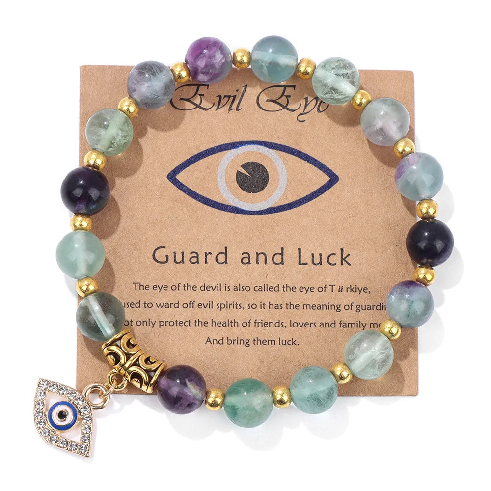 Fluorit-Armband mit goldenen Perlen und Nazar-Anhänger, Schutz und Glück, Edelstein-Schmuck.