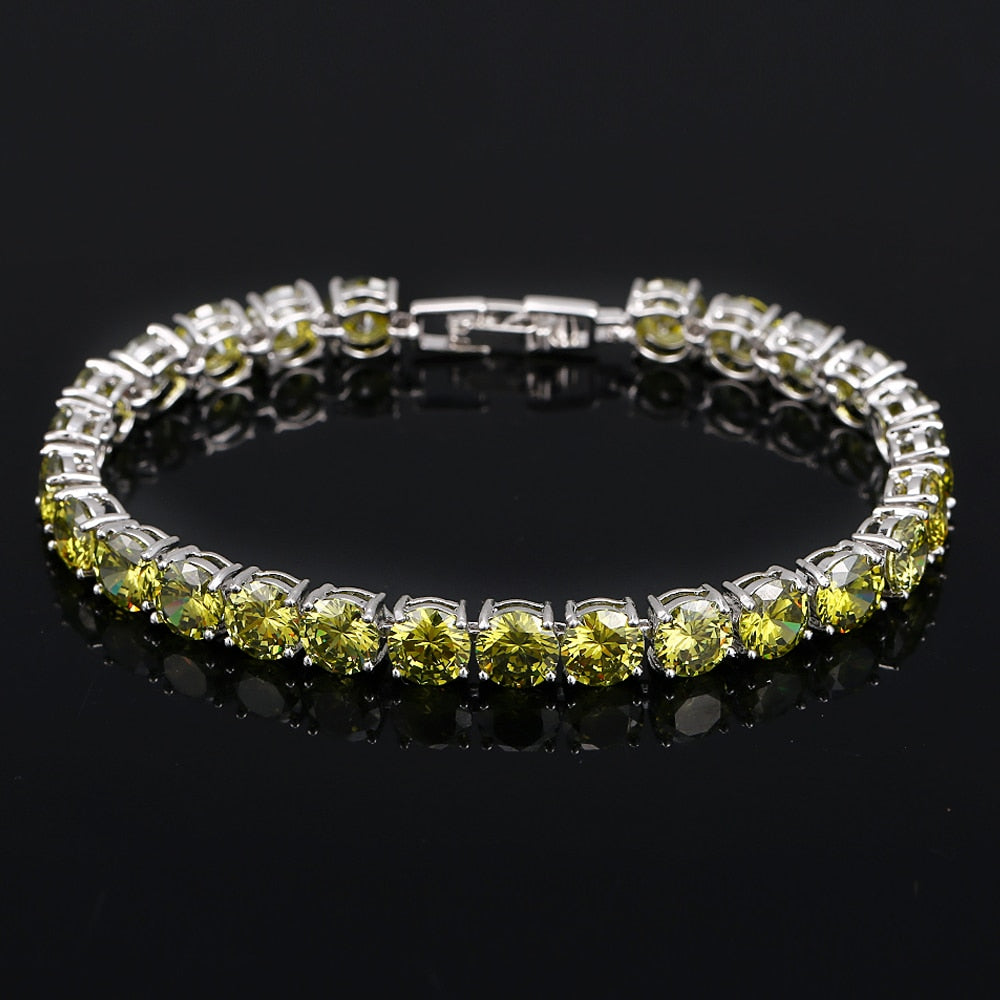 Silbernes Armband mit gelben Zirkonia-Steinen, eleganter Schmuck, Damenaccessoire.