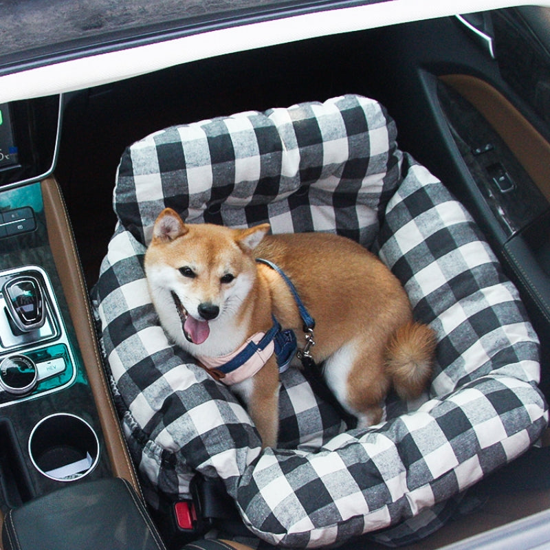 Komfortabel hundeseng til bilen - TravelPaw
