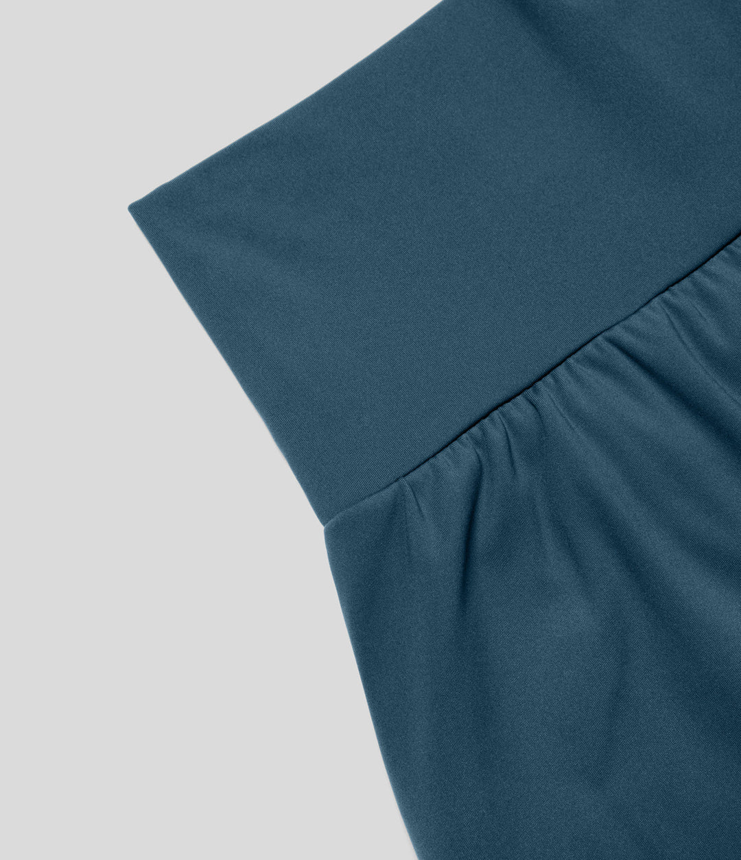 Åndbare & hurtigtørrende high-waist træningsshorts til damer – Mirabella