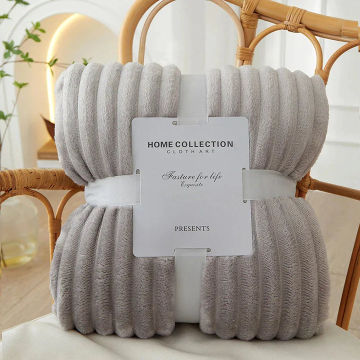 Bredstribet flonel-fleece tæppe - CozyStripe