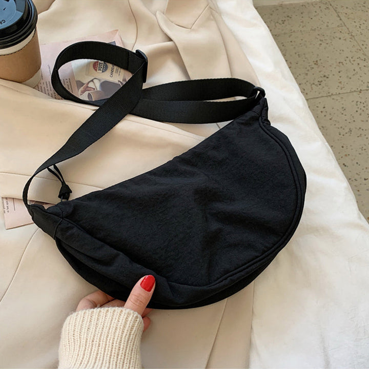 Stilfuld Halvmåne Crossbodytaske - Luna