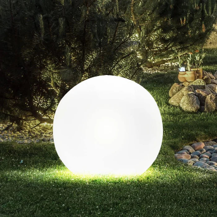 Kugleformet havebelysning - GlowSphere