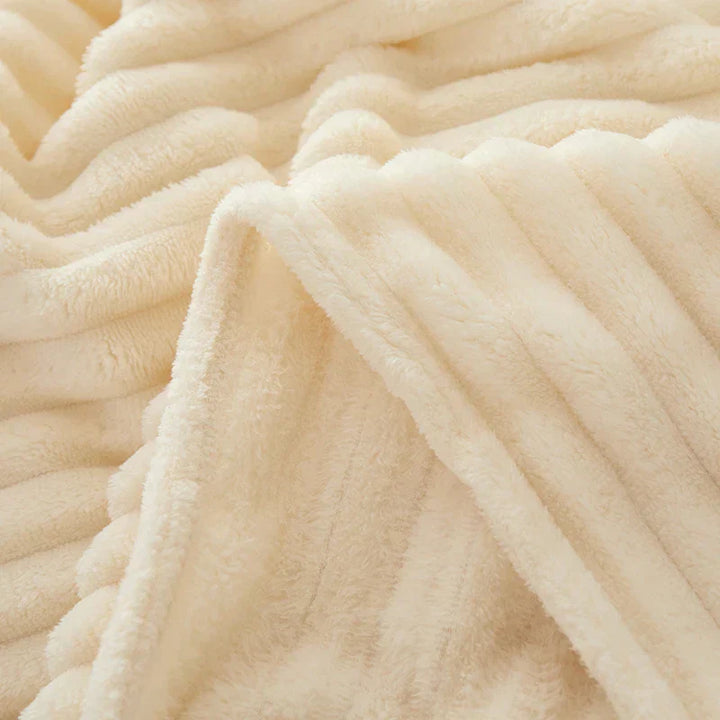 Bredstribet flonel-fleece tæppe - CozyStripe