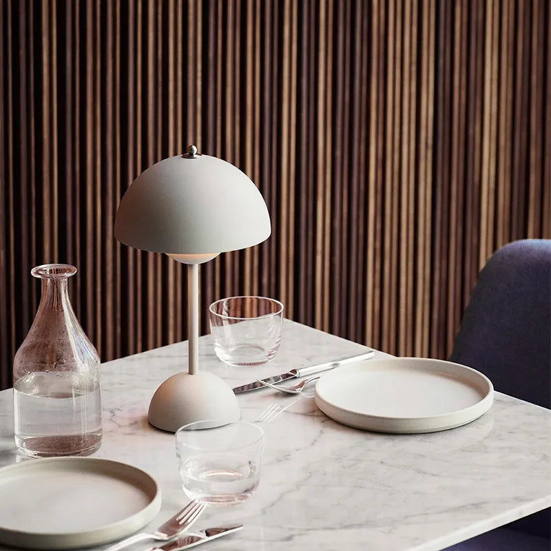 Trendy svampeformet designlampe - MushLuxe