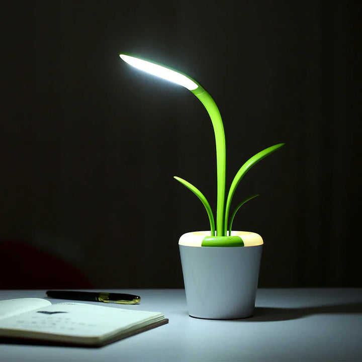 Moderne skrivebordslampe - LuminaFlex