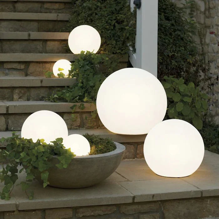 Kugleformet havebelysning - GlowSphere