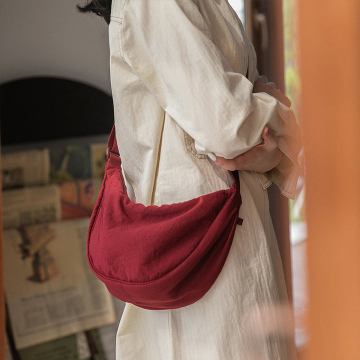 Stilfuld Halvmåne Crossbodytaske - Luna