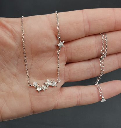 Silberne Stern-Halskette mit Zirkonia, filigranes Design, Damen-Schmuck, Geschenkidee.