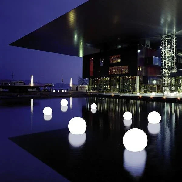 Kugleformet havebelysning - GlowSphere