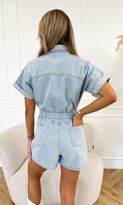 Trendy kortærmet denim-jumpsuit med skjortedesign – Mila