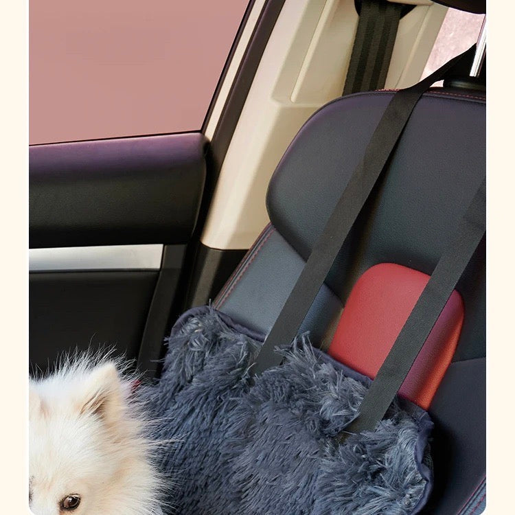 Blød beroligende hundeseng til bilen - CloudPaw