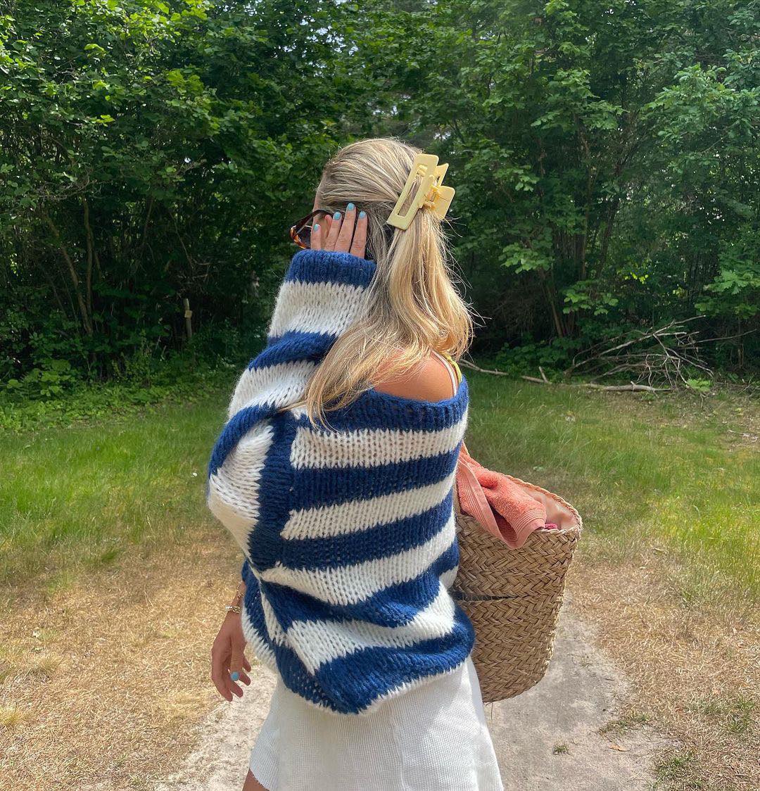 Trendy strikket damesweater - Aurelia