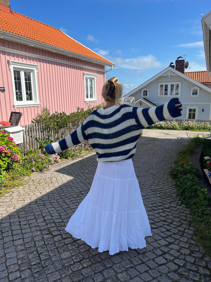 Strikket og stribet oversized dametrøje - Harper