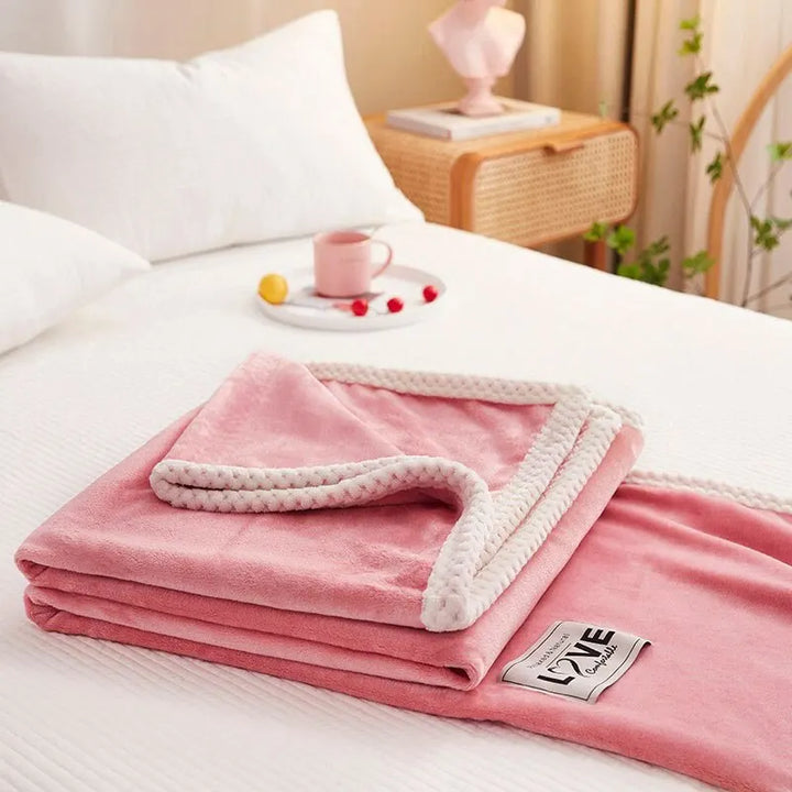 Lyserødt flonel- og fleece-tæppe - BlushCozy