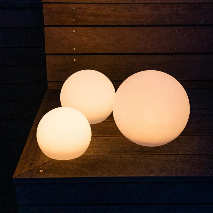 Kugleformet havebelysning - GlowSphere
