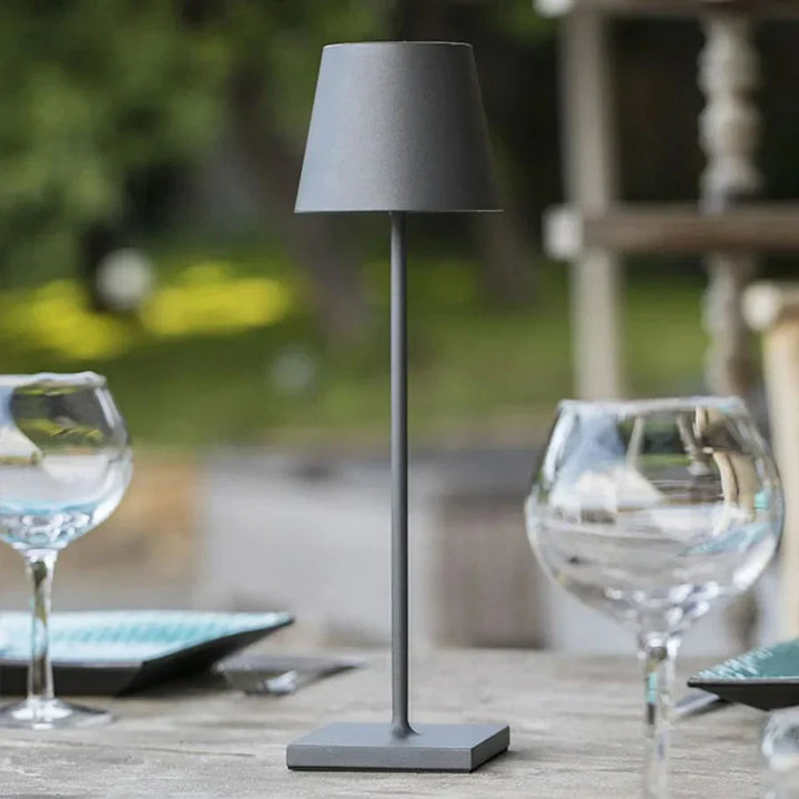 Dæmpbar lang bordlampe - LumiLuxe