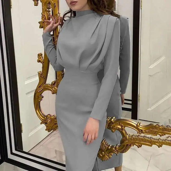 Bodycon midi kjole med rullekrave – Valeria