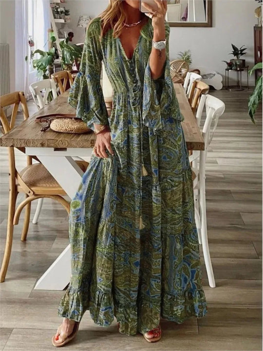 Boho-maxi-kjole med flydende pasform og detaljer – Amira