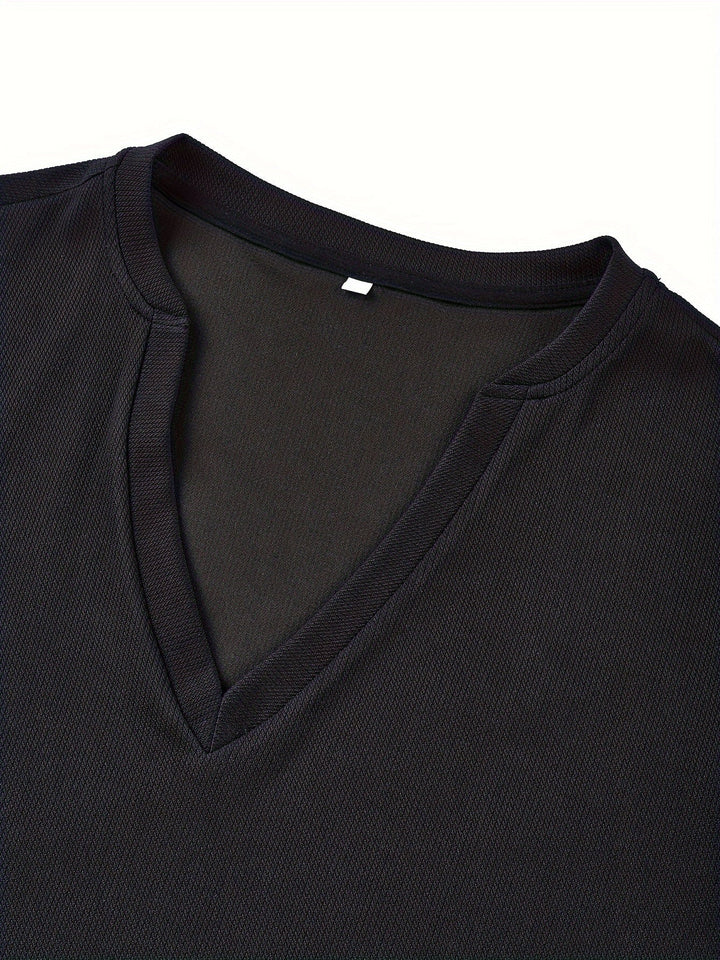 Herre-T-shirt med dyb V-hals og tekstur – Rafael