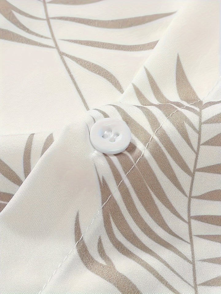 To-delt sommersæt til herrer med bladprint: T-shirt og shorts - Kiano