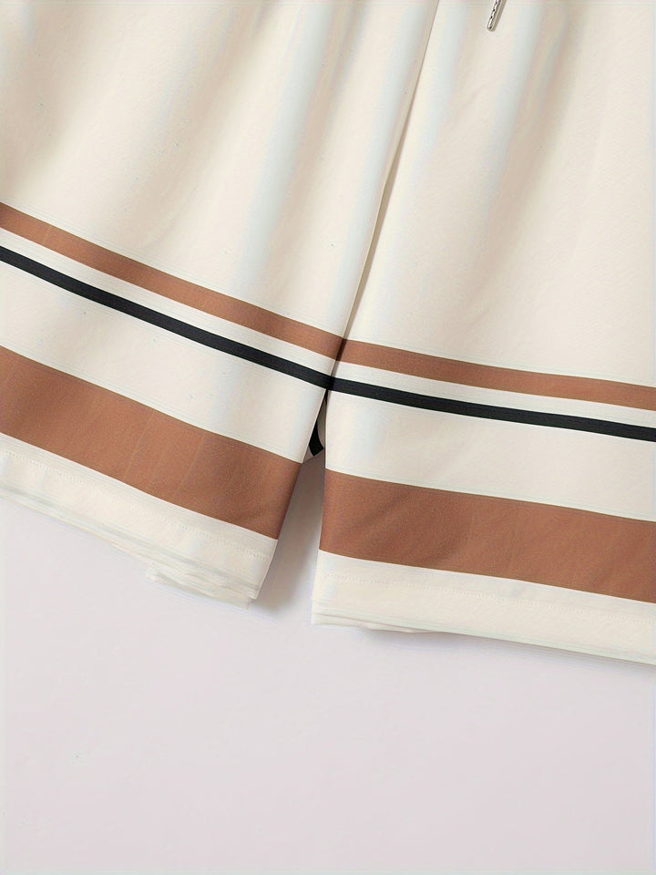 To-delt sæt med stribet kortærmet T-shirt og shorts - Mateo