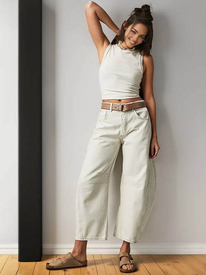 Trendy mellemhøje barrel-jeans - Livia