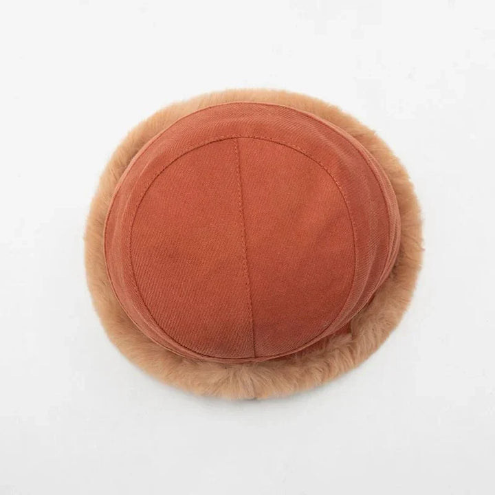 Trendy vinterhue til damer - FrostChic