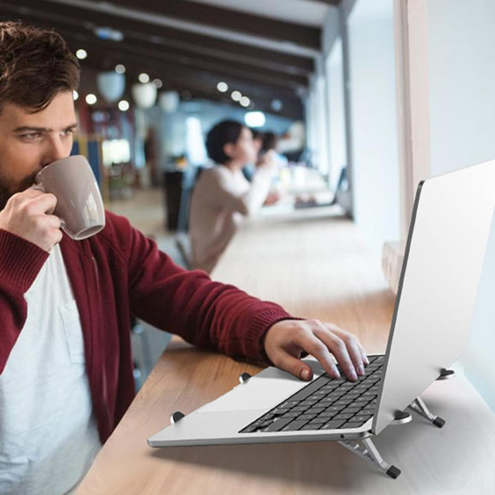Justerbar Laptop Stativ – Sammenfoldelig Kølende Laptopstativ til Kontor & Rejse – Orvane