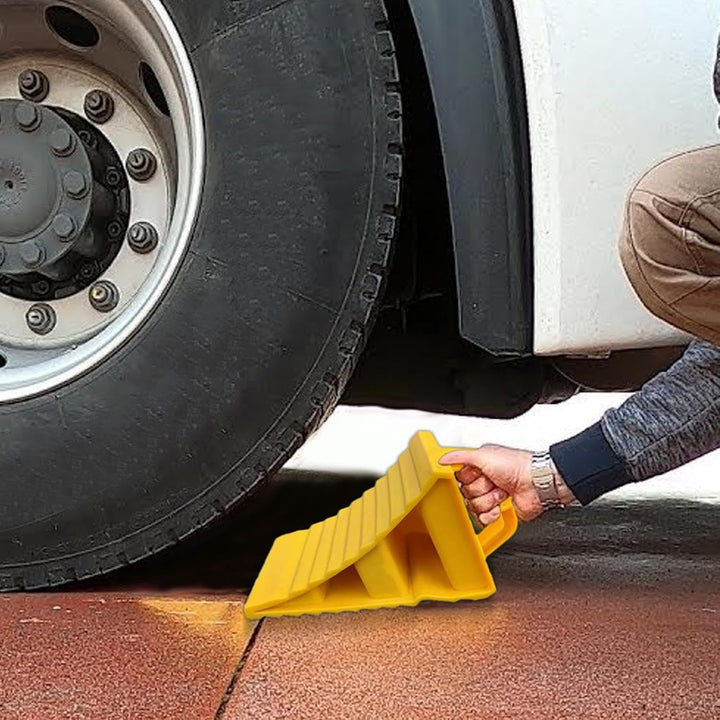 Truck & Car Wheel Chocks – Griptura (removed promotional phrase “1+1 GRATIS”)