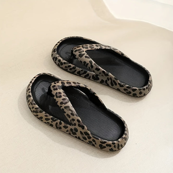 Åndbare & skridsikre sommer-slip-ons med print til kvinder – Kaja