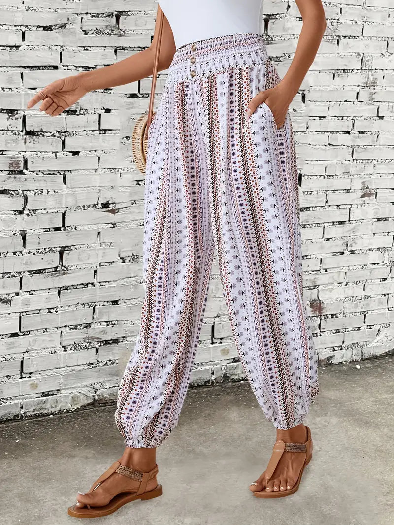 Boho-chic damebukser med grafisk print – Solara