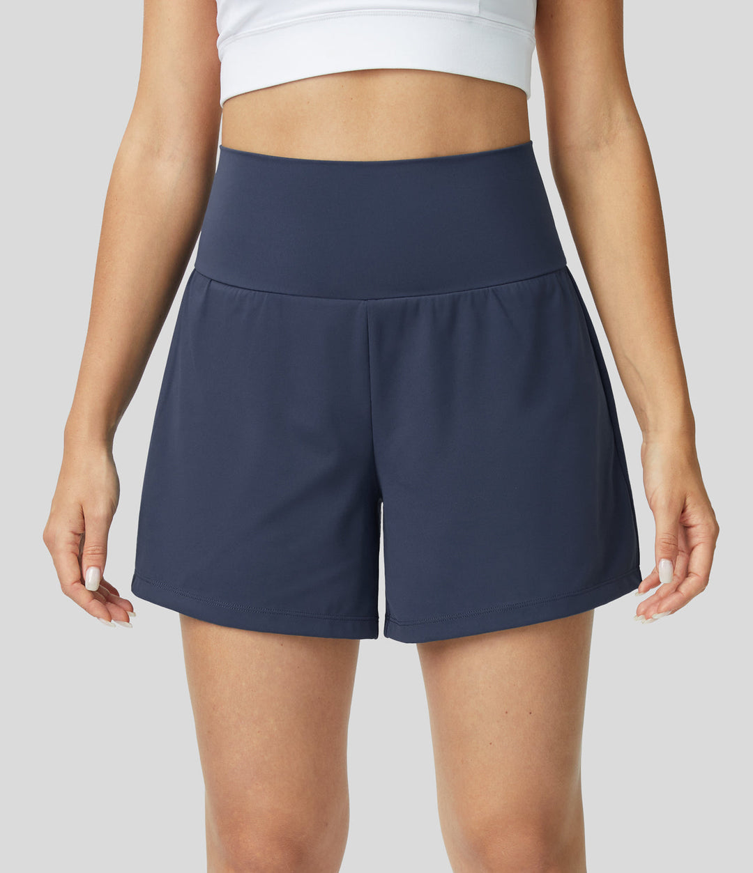 Åndbare & hurtigtørrende high-waist træningsshorts til damer – Mirabella