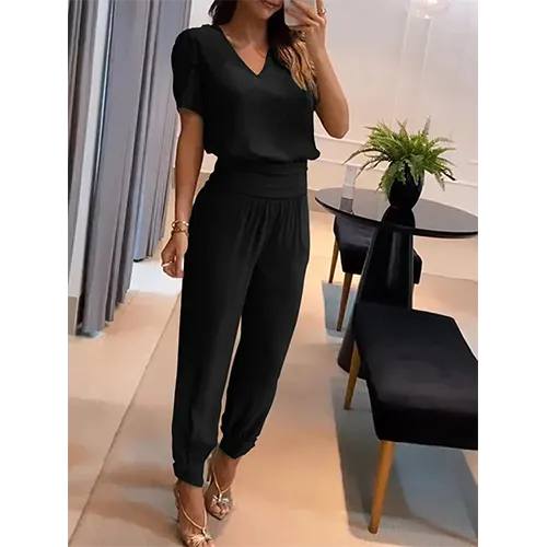 Trendy damejumpsuit med korte ærmer og vide ben – Alina