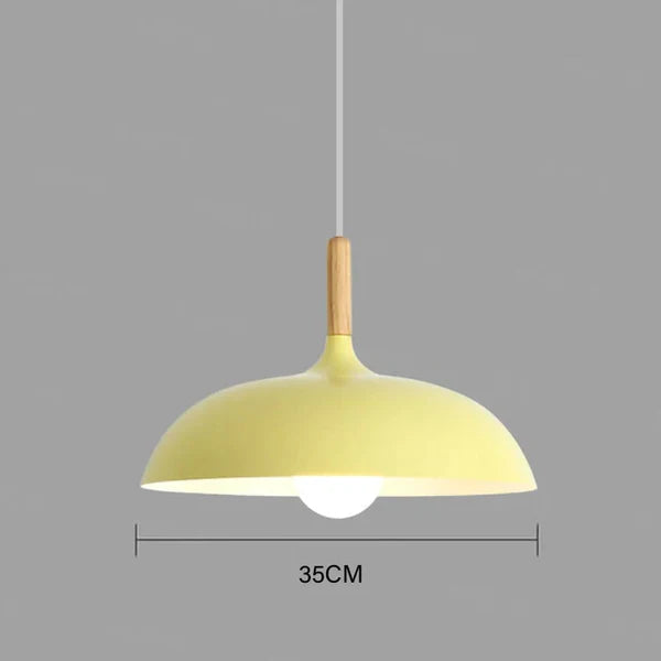 Loftlampe i skandinavisk egetræ - ScandiLuxe