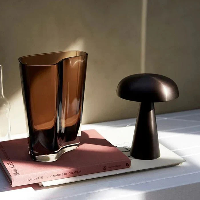 Stilfuld Bærbar Bordlampe - ShroomLite