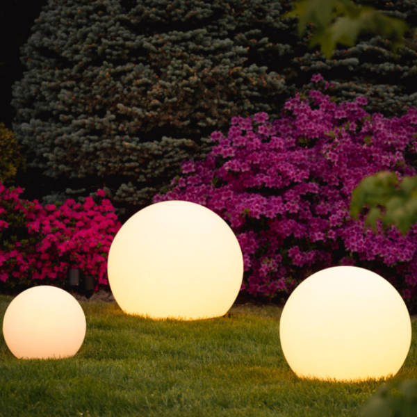 Kugleformet havebelysning - GlowSphere
