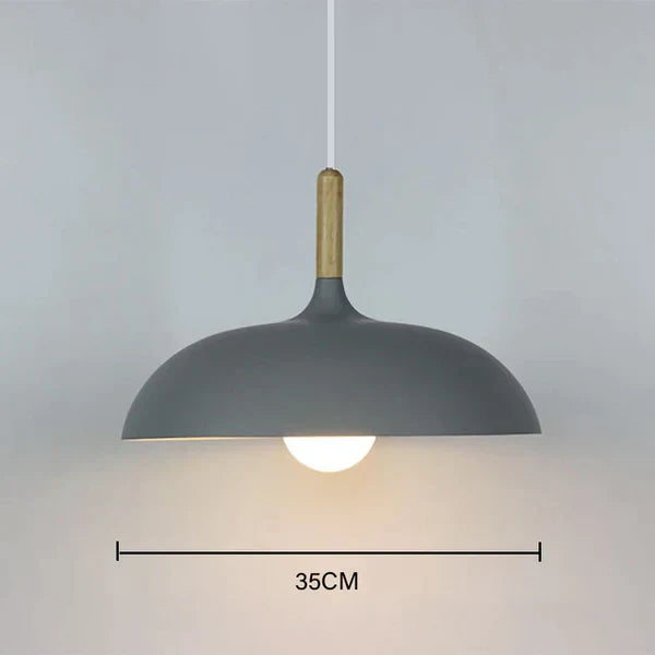 Loftlampe i skandinavisk egetræ - ScandiLuxe