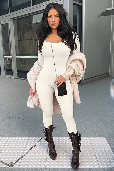 Shapewear-jumpsuit til damer med lange ærmer - SleekFit