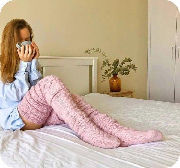 Høje strikkede uldsokker til damer - WarmWool