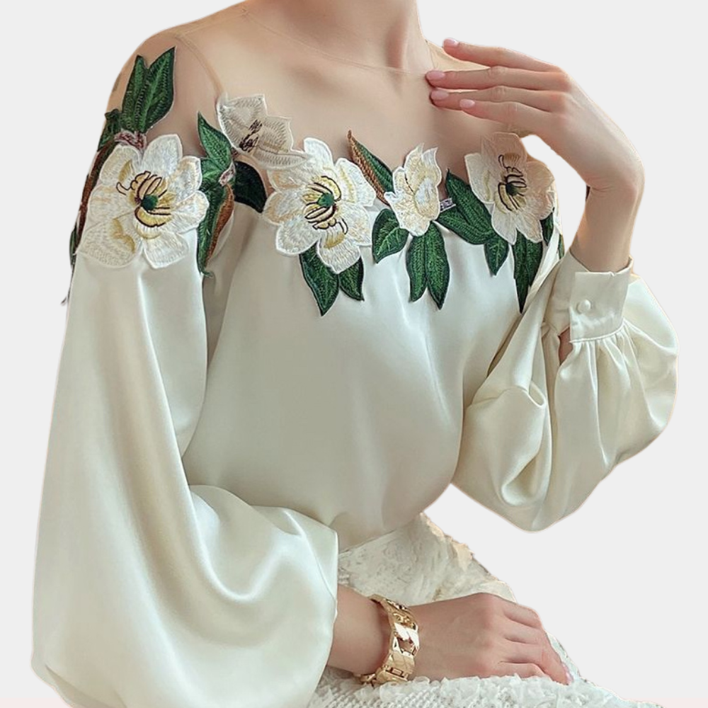 Blomstret beige damebluse med løs pasform – Elvira