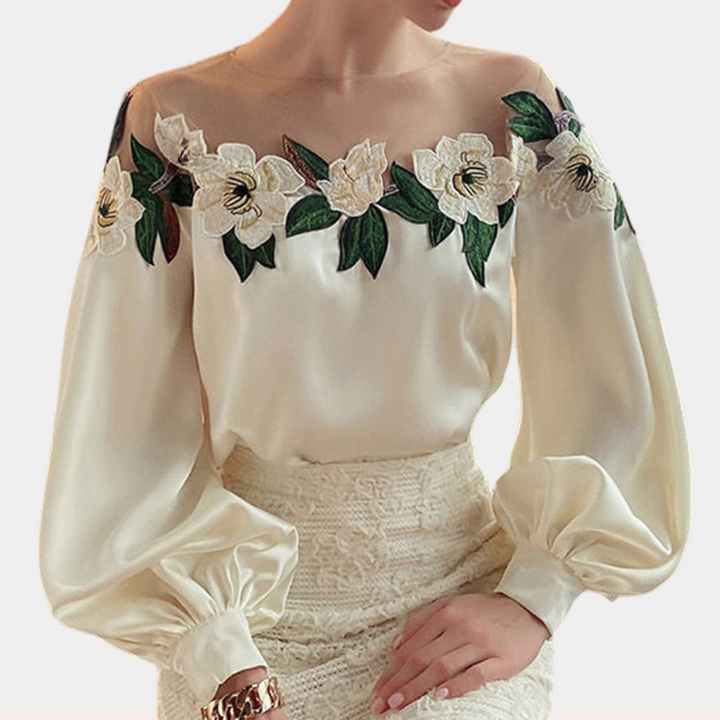 Blomstret beige damebluse med løs pasform – Elvira