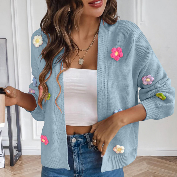 Strikjakke til damer med 3D-blomster – Maribel