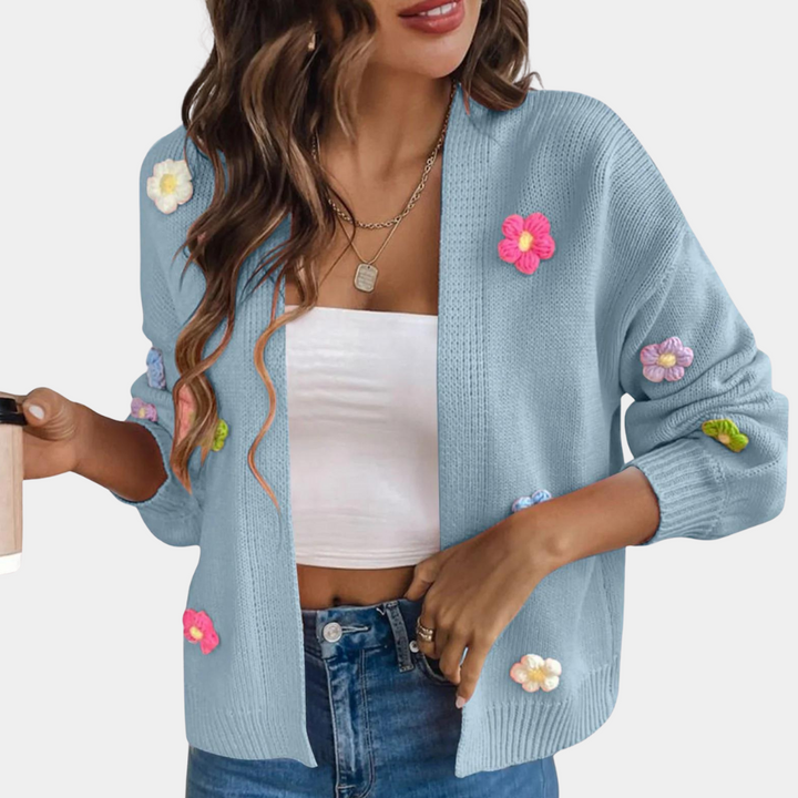Strikjakke til damer med 3D-blomster – Maribel